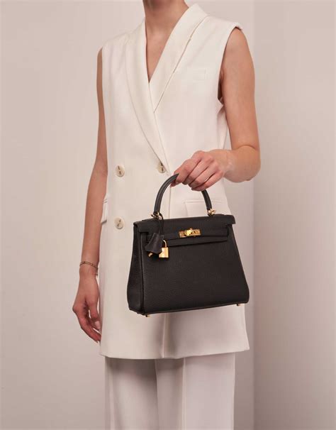 how much is an hermes kelly 25|kelly 25 hermès price.